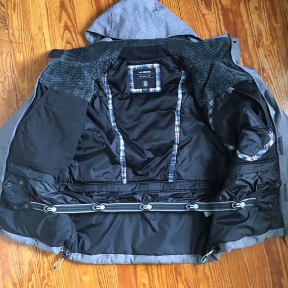 Eider Red Square ski Snowboard jacket - Picture 4 of 8